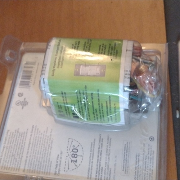 Motion Activated Light Control - Picture 2 of 3